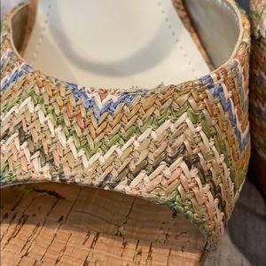 Anne Klein Shoes - Anne Klein size 7 multicolor block heel